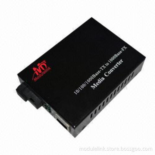 10/100M single-mode/-fiber to RJ45 media converter, external power supply